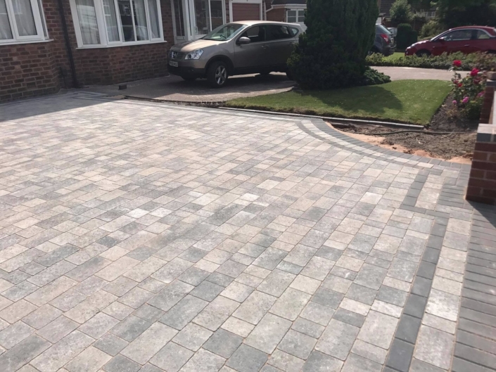 resin driveways installed in Stratford upon Avon