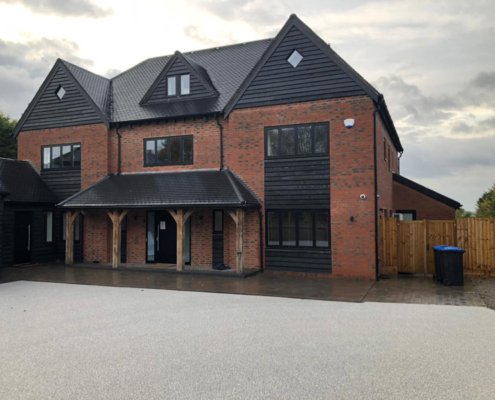 Central Driveways complete resin driveway to large home.
